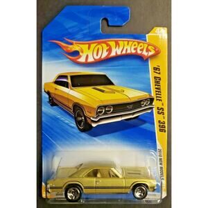 2010 Hot Wheels 1967 Chevy Chevelle SS 396 Pewter  #44 HW13‎